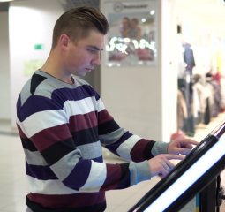 touchscreen kiosk for retail